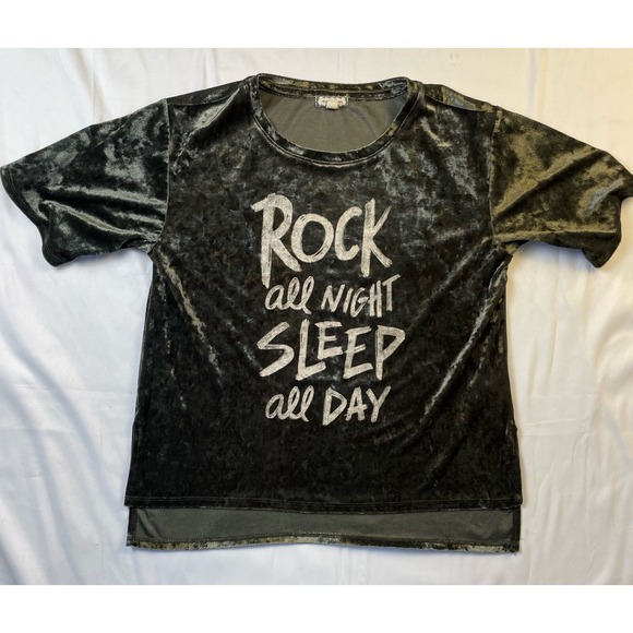 Eyeshadow Tops - EyeShadow Women's Small‎ Rock All Night Sleep All Day Soft Green Shimmery Party